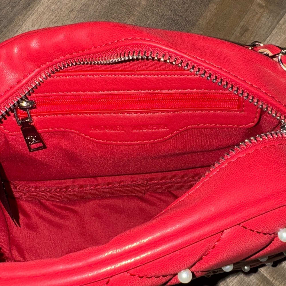 NWT Badgley Mischka Diamond Quilted Red Camera Bag With Pearls Vegan Leather - Picture 8 of 9